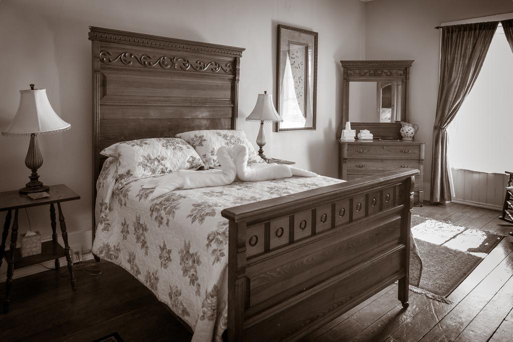 The Historic Hotel Leger Mokelumne Hill Exterior foto